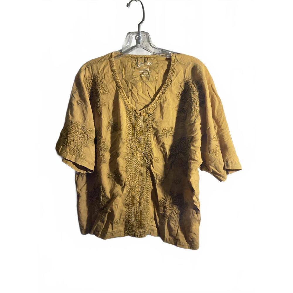 Kya Seo Hand Crafted Embroidered Top - Small